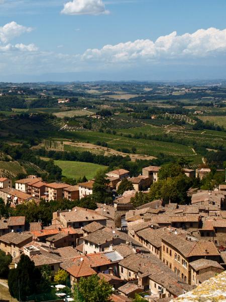 toscana vazuta din san gimignano